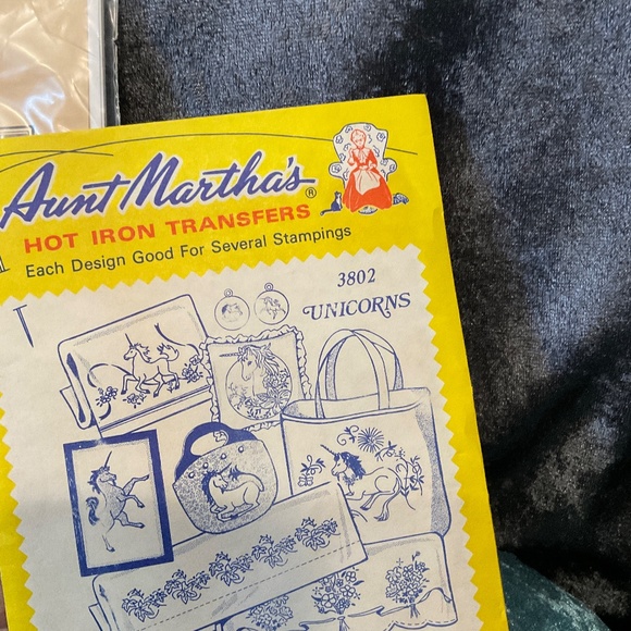 Set of 3 Vintage Sewing and Hot Iron Transfer Patterns, 1989 - 1991 - Picture 4 of 7